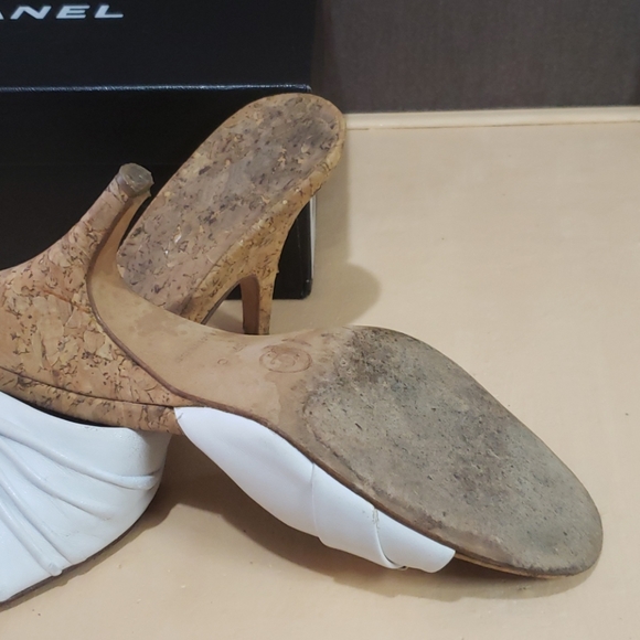 1️⃣8️⃣0️⃣Chanel heel sandals authentic - Picture 10 of 10
